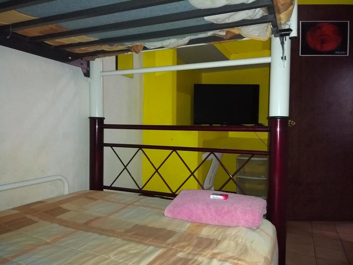 Hostal Casa Anita Guadalajara Zewnętrze zdjęcie